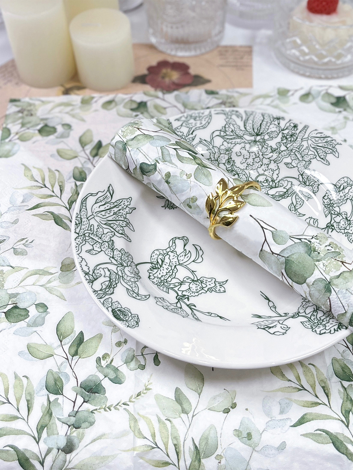 Disposable Eucalyptus Paper Napkins, Green Leaves  Paper Guest Towels