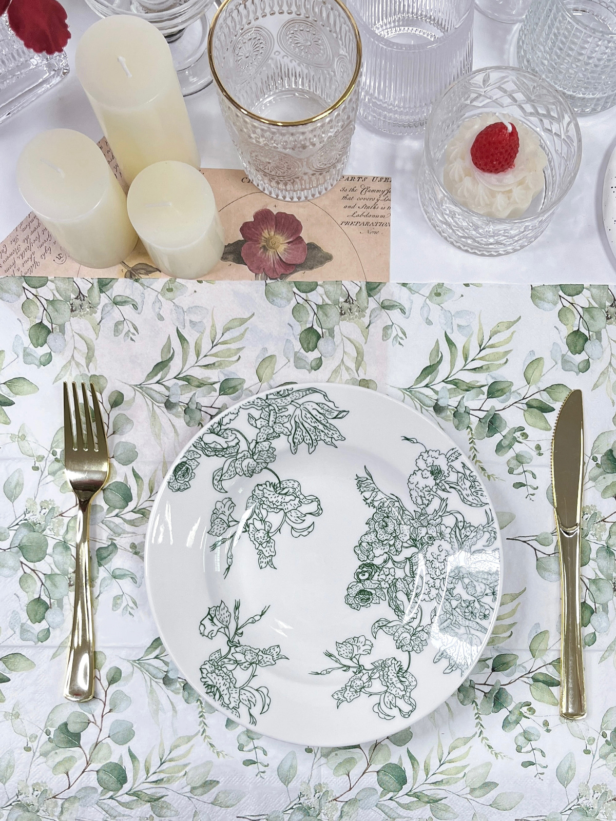 Disposable Eucalyptus Paper Napkins, Green Leaves  Paper Guest Towels