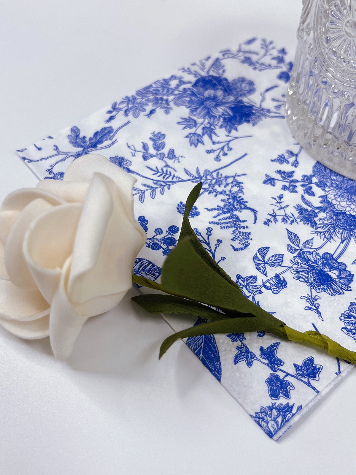 Disposable Cocktail Paper Napkins, Blue & White Flower  Party Napkins