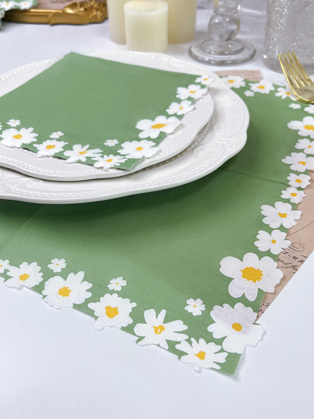 Spring Floral Edge Cutting Paper Napkins,Special Shaped Luncheon Paper Guest Towels,Green And Blue