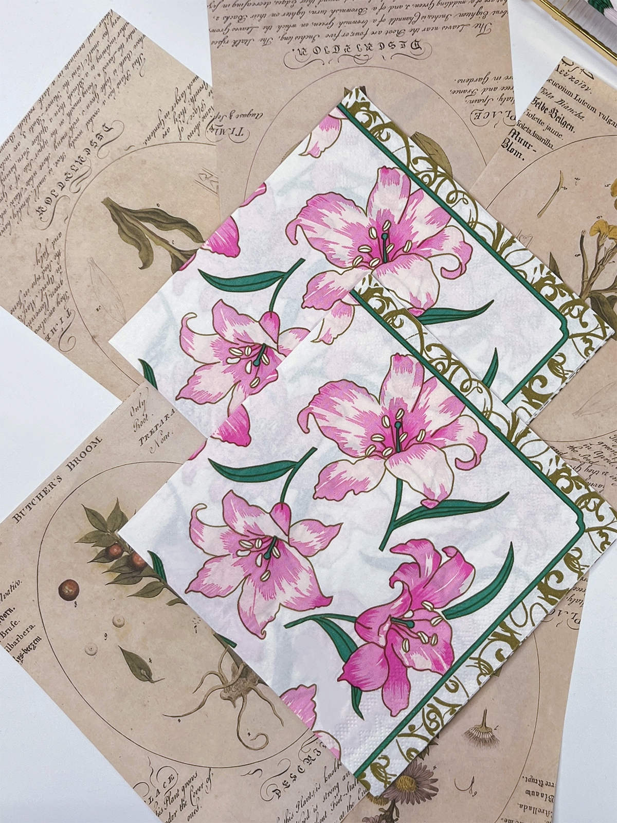 Spring Lily Floral Party Paper Napkins