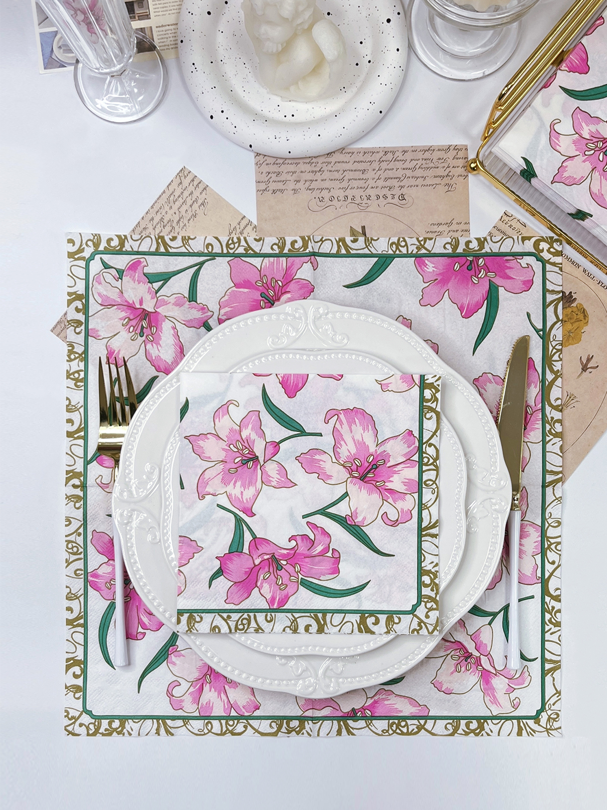 Spring Lily Floral Party Paper Napkins