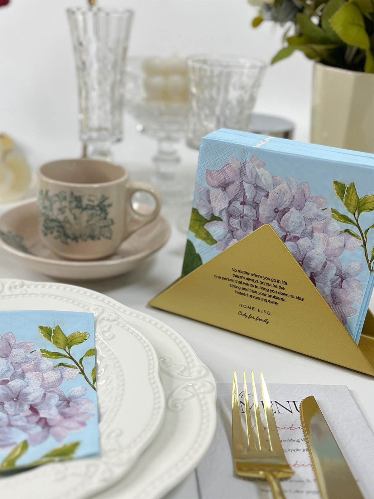 Spring Bule Flower Cocktail Napkins, Disposable Floral Paper Dessert Napkin